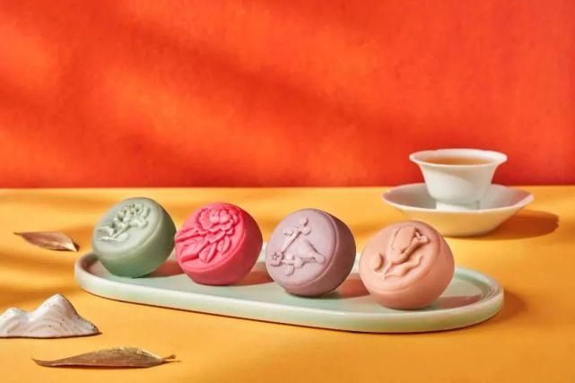  疯狂|燃到不敢认！国货品牌月饼太美了，连老外都要疯狂搞代购