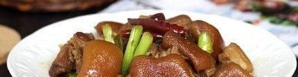 麻辣|精选食谱:葱烧麻辣猪蹄、韭菜平菇炒鸡蛋、毛豆肉丝炒香干的做法