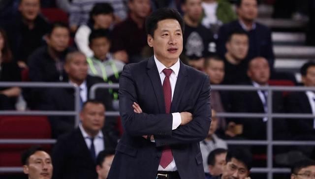  回应|回应令人浮想联翩，中国篮坛顶级中锋或投奔李春江，未来值得期待