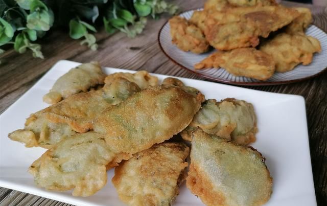  韭菜|扁豆这样吃太美味了，搭配韭菜和豆腐，炸一盘香喷喷的扁豆盒子