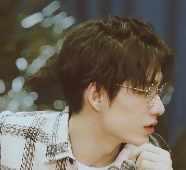  R1SE|硬糖少女粉丝一边喊着糊，一边又喊着“壶”，R1SE不累壶妹也累了