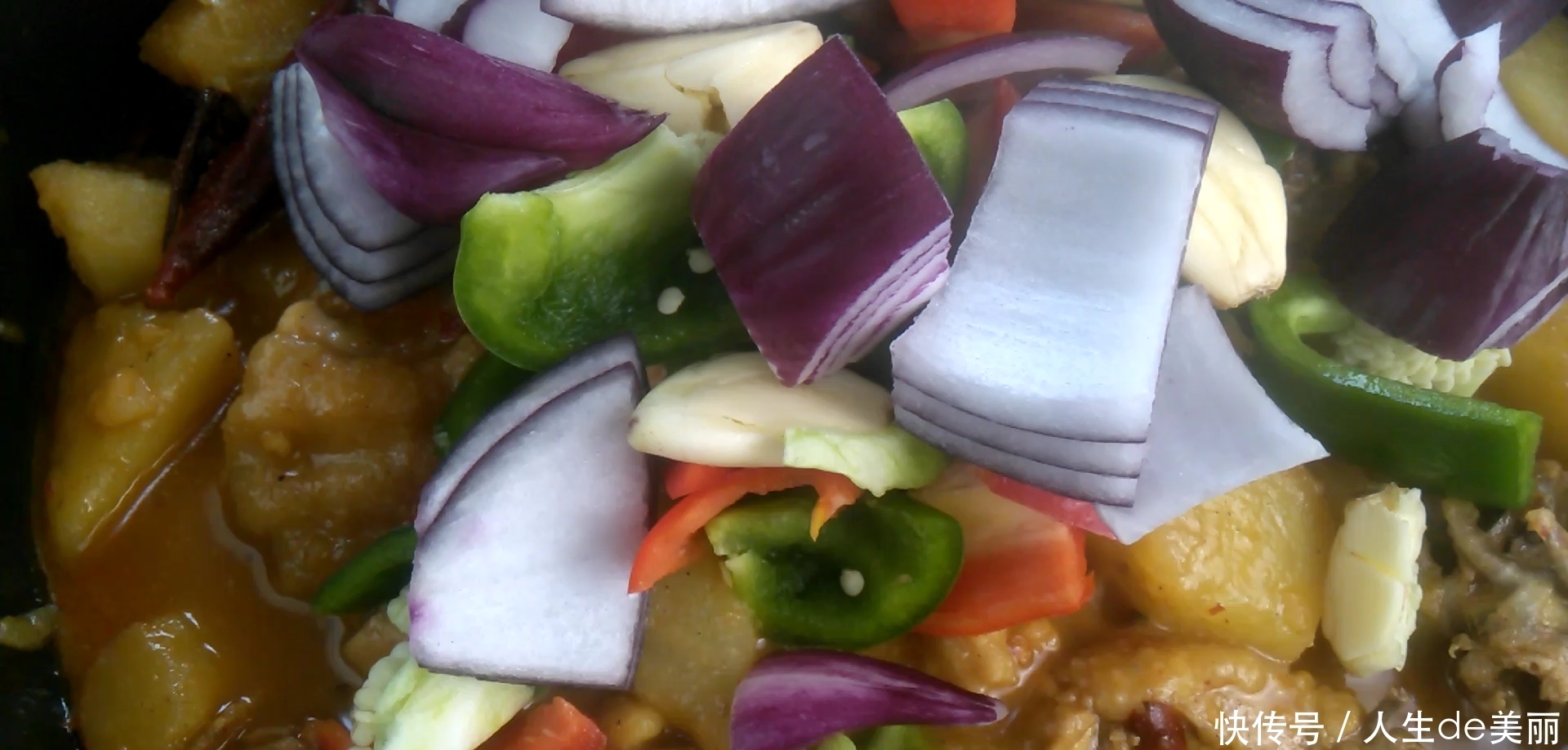 翻炒|大盘鸡的制作方法家常菜,这样做出的大盘鸡特别入味,真是太好吃