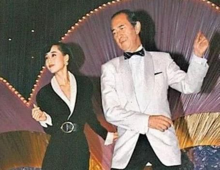  了替|被三个男人放弃的利智，她最终选择了替她出头的李连杰