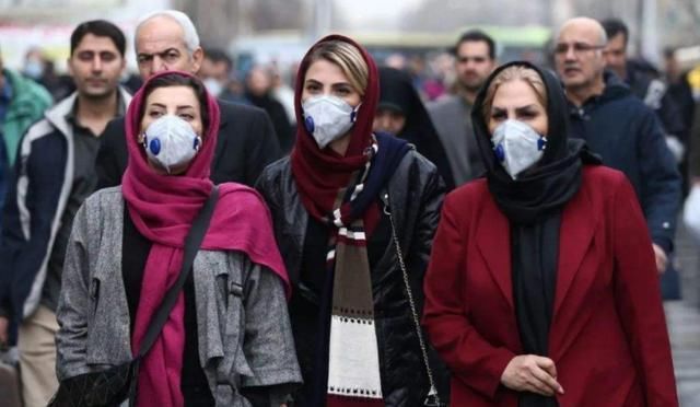  示范|聪明反被聪明误？疫情正失去控制，美国总统却做了一个''错误示范''