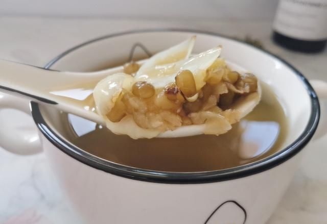  适合|适合初秋喝的6道汤，道道清热润燥，做法简单，初秋别错过