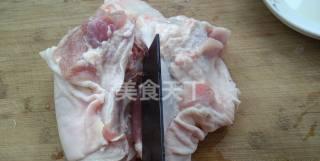 好吃|怎么做家庭版酱肘子最好吃 家庭版酱肘子怎么做好吃