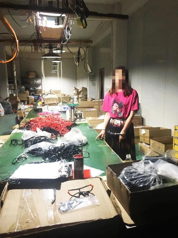  生产|涉案价值1450万！广州花都警方捣毁生产销售假冒品牌太阳眼镜窝点