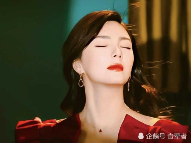  纯粹|综艺《乘风破浪的姐姐》，看节目纯粹就是，欣赏美女的颜值和表演