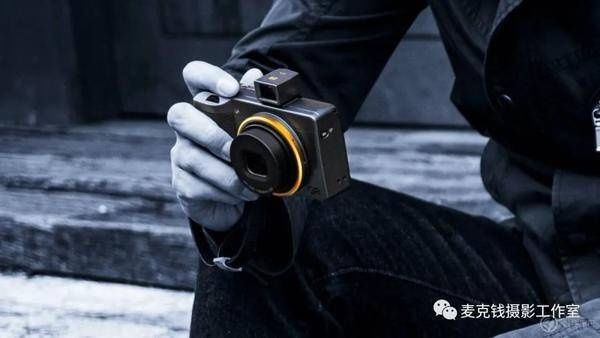  理光|从＂新天地＂到＂新世界＂ 理光 GR3 的街头日记