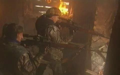 战争|淌满毛熊血泪的人间地狱:少见的真实血腥车臣战争图