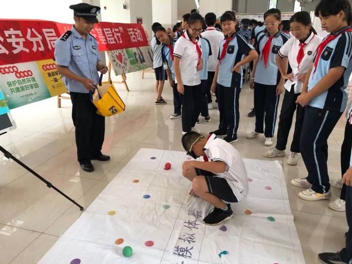 禁毒模拟|警察蜀黍带来开学第一课,孩子们收获满满!