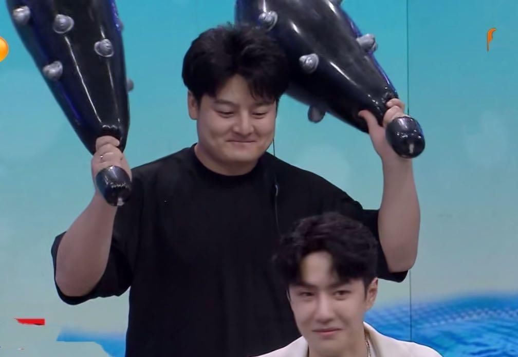  现场|王一博、赵丽颖《快本》互相“告白”! 两人现场互怼, 火药味太浓