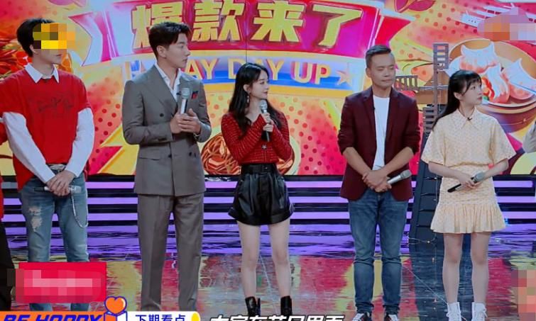  五级|32岁赵丽颖上节目，关掉五级美颜滤镜后，这皮肤说18岁我都信！