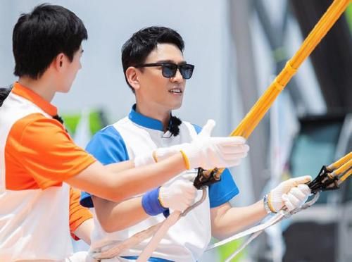  姐妹篇|《元气满满的哥哥》代沟成为游戏主旋律，吴昕或是节目短板