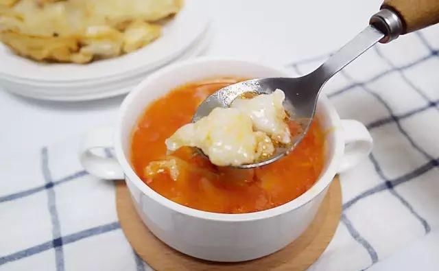  香浓|这是家庭主妇超爱做的快手汤，不用慢炖也好喝，味道香浓