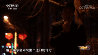 黑发|从清华女神到护国女将军，54岁黑发变白发，全国都为她湿了眼眶…