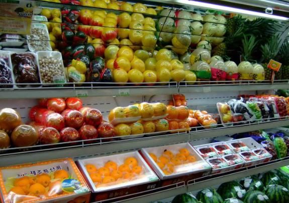 水果拼盘|入秋后水果大丰收,遇到这3种水果再便宜也不买,老板自己都不吃