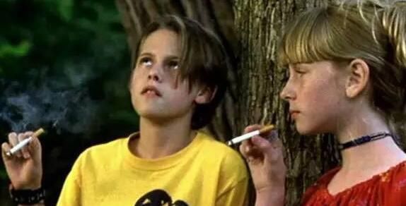  翻车|明星卖人设翻车有多严重？暮光女从热门女星沦为被人讨厌的演员