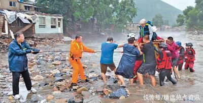 恪尽职守 不畏艰险 冲锋在前