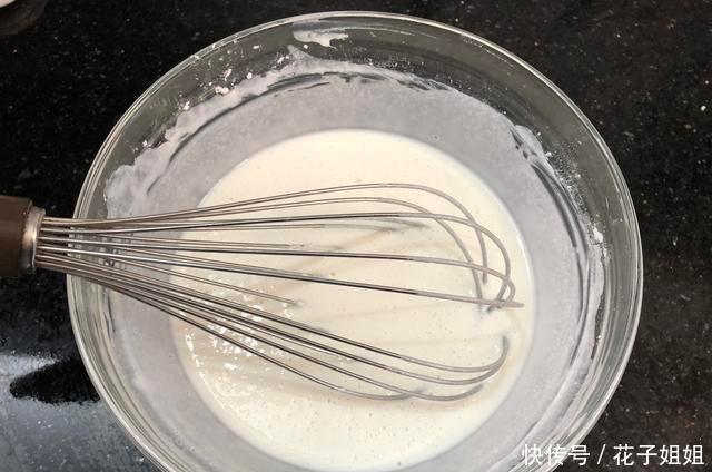  熟糯米粉|秋天，这碱性食材别错过，做成小饼，香甜软糯，上桌连吃3个