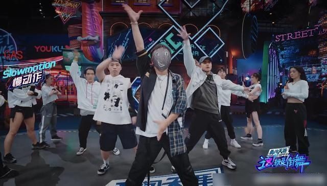  钟汉良|《街舞3》王一博成为节目的小绵羊，张艺兴和钟汉良才是老狐狸！