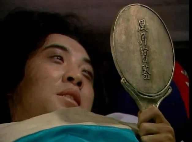 镜子|自拍，忍不住用镜子？论看脸时代的“镜花水月”