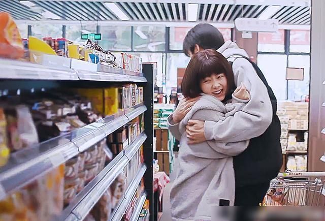  凌霄|《以家人之名》二次创作之李尖尖篇：大哥送内衣，小哥送什么