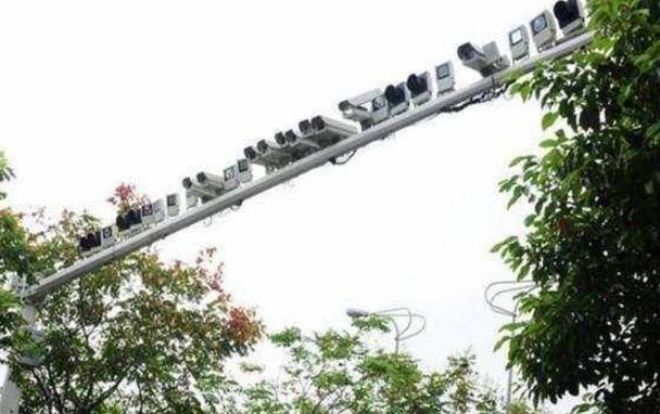 违章|开车被摄像头闪一下是否说明违章了？听完老司机说，吓出一身冷汗