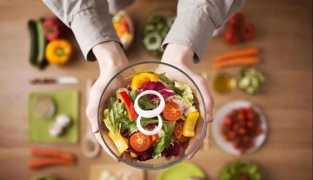 男性|台男明星猝死原因查明,九死一生的急症,青壮年男性尤其要当心