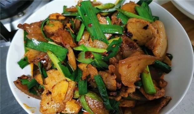 做出来的回|大厨教你做正宗回锅肉,第1步就要掌握好,出锅香、辣、不油腻