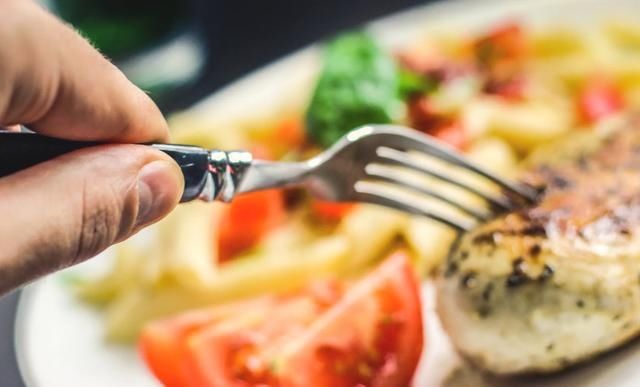 果你|日常中减少碳水的摄入,这些变化你看得到