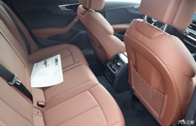  造型|新款奥迪A4 allroad，配四驱更有旅行味，造型如同黑武士