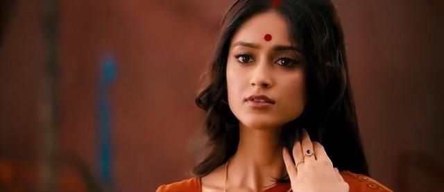  催人泪下|催人泪下的爱情电影，因为我爱你，所以我愿意默默守护你一生