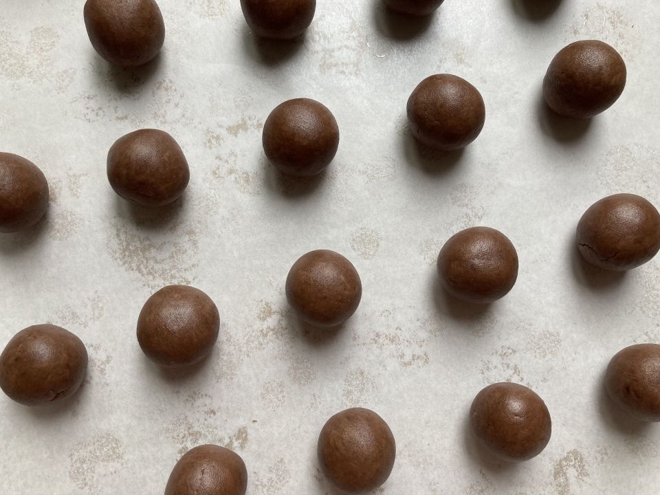 饼干|孩子想吃饼干不用买,自己在家做一点也不难,香甜酥松,入口即化