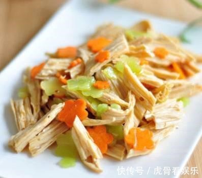 既有|30道以腐竹为主的家常菜,既有凉拌又有热炒,既下酒又下饭