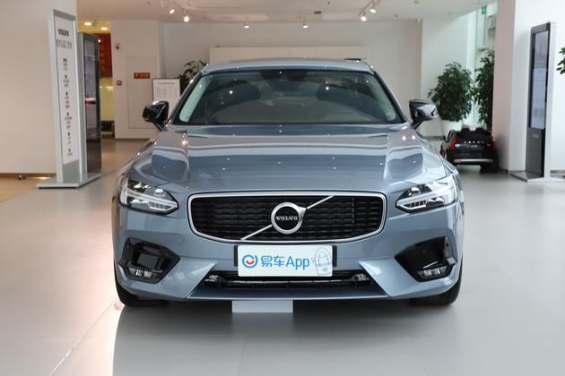  HS7|谁说年薪30万不能买？ 沃尔沃S90 vs 红旗HS7