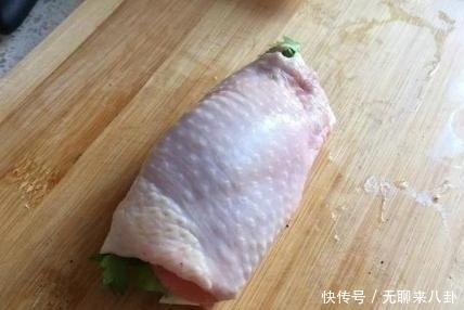  在家|鸡腿的100种做法十四：芝士鸡腿卷，在家自己做也可以这么好吃
