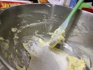  流心馅|超越美心的流心奶黄月饼