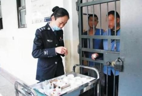 收监|看守所拒收法院会怎么办？