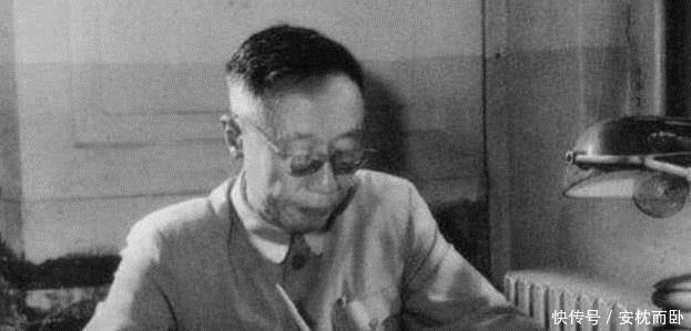 工作人员|溥仪买票进故宫,指出照片挂错,专家不懂装懂,溥仪那是我爹