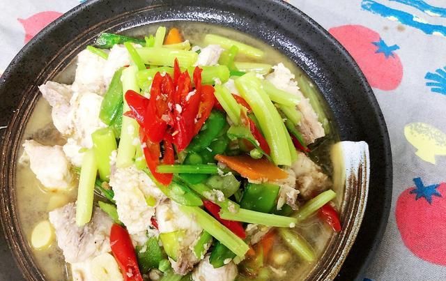  红萝卜|立秋后, 猪牛鸡肉都不如它, 我家几天就吃一回, 省钱下饭还营养