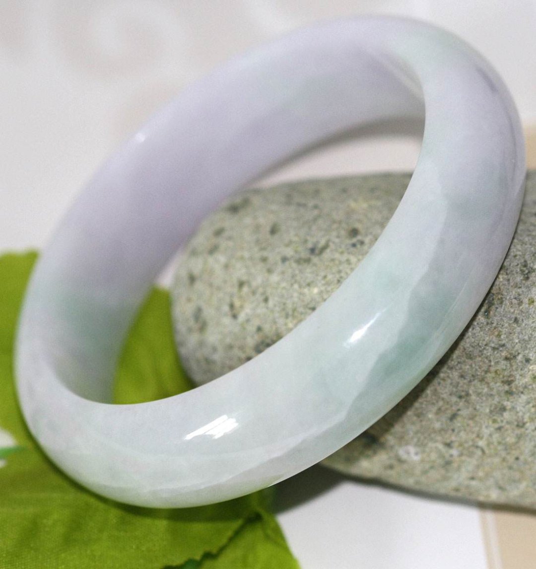  手镯|三千入手的翡翠手镯，以为捡到漏，到手一言难尽