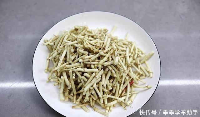 凉拌鱼腥草|我最爱的一道凉拌菜,每次吃老公都羡慕流口水,自己却一口不沾