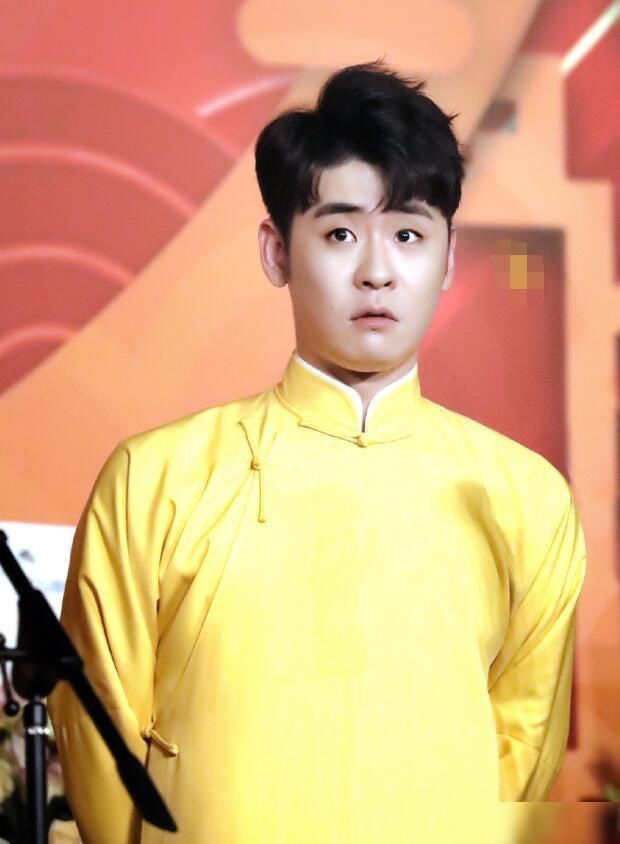 杨九郎|德云社团综上海开录，杨九郎拖家带口上线，张云雷已在赶来的路上
