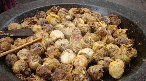 美食|美国小伙到中国旅游，品尝中国美食后直言：简直是“反人类”做法