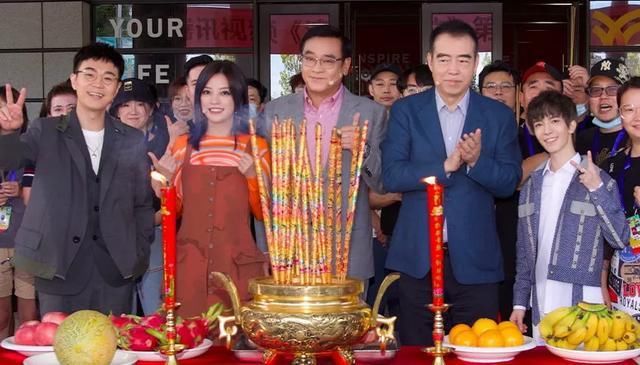  女演员|中国最狠节目！骂哭女演员，吓到郭敬明，明星们还抢着上？