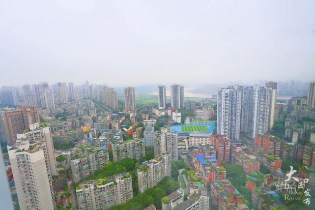  俯瞰|360°俯瞰九宫庙商圈！大渡口这家酒店给你轻奢感受、云端体验