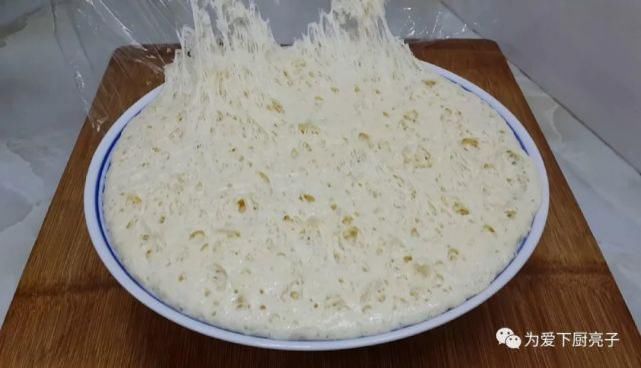  面包|烧饼这样做才好吃，加几勺白糖，外焦里软又蓬松，比面包香甜好吃