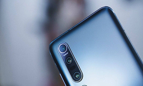 刷新率|oppo Findx2和小米10应该怎么选? 看完之后再决定也不迟