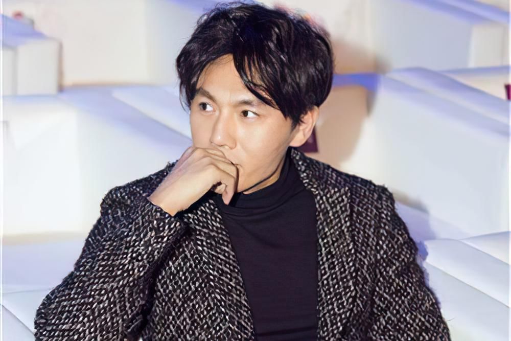  基版|韩剧《邪恶之花》来袭，李准基版张东升，会有怎样的惊喜？